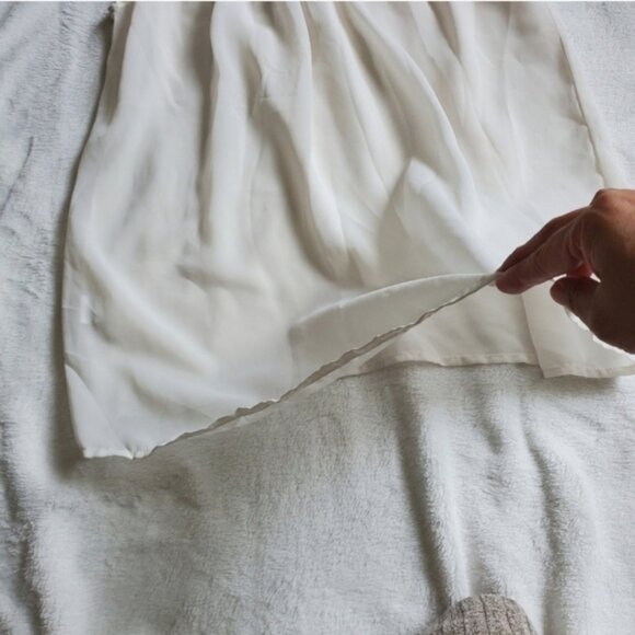 Peter Pan Collar Sleeveless Blouse Cream & Black | Size Small - Picture 10 of 10